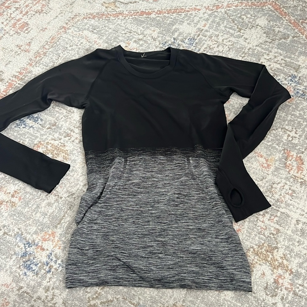 Lulu lemon swiftly tech workout top